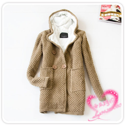 2010新款<em>韩版</em>菠萝花加<em>绒开衫</em>长款连帽厚毛衣