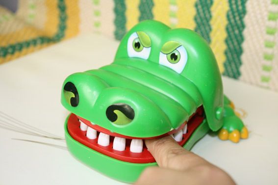 鳄鱼玩具鳄鱼会咬人手指玩具大嘴巴鳄鱼 - pan